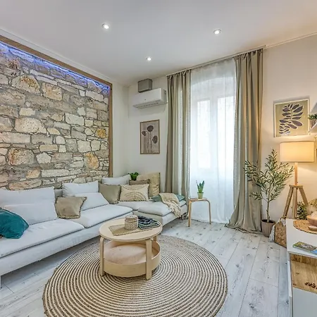 Appartement Eva - Storia Parentina