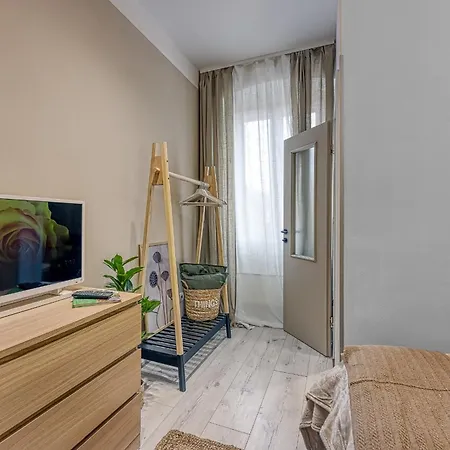 Appartement Eva - Storia Parentina *